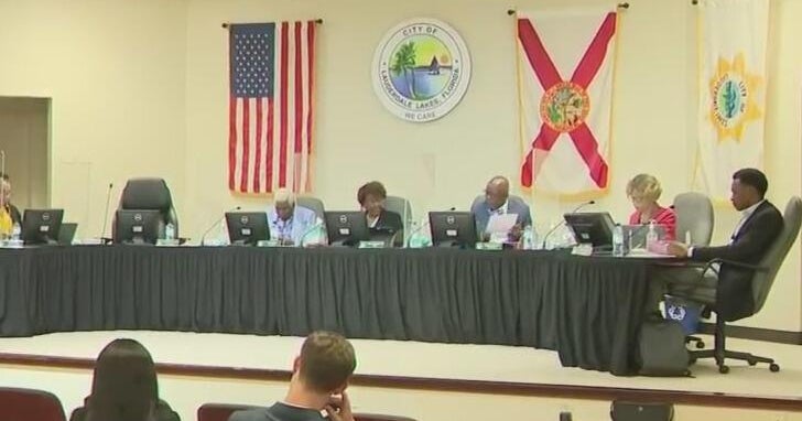 Lauderdale Lakes addresses complaints about code inspections