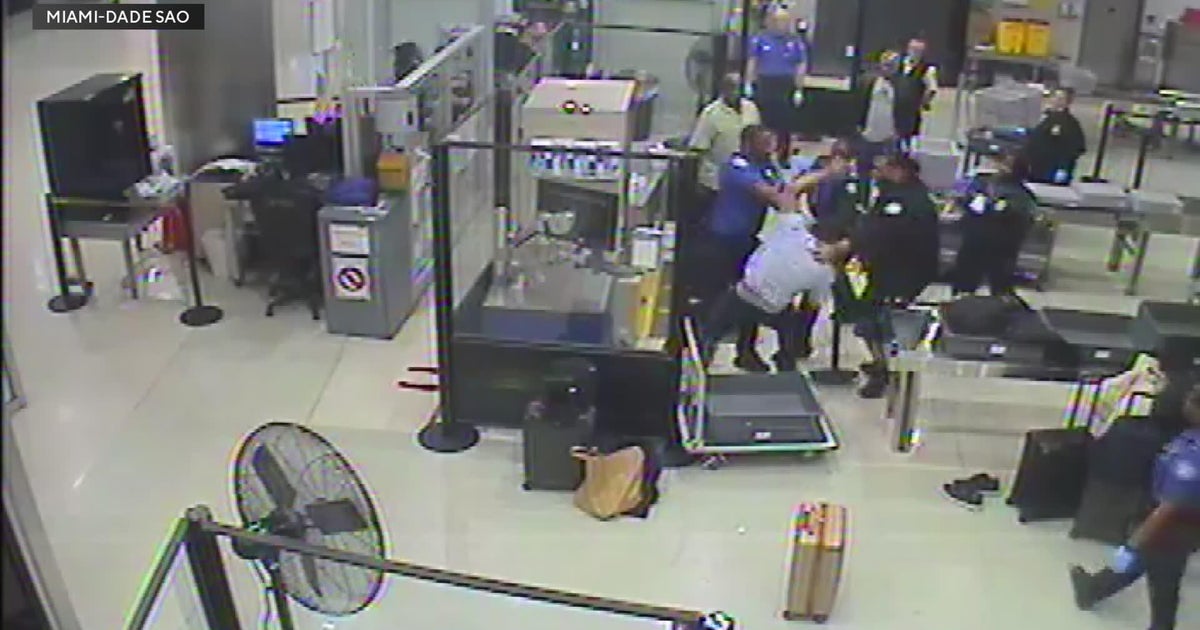 Passengers react to disturbing TSA attack caught on video at Miami International Airport Passengers react to disturbing TSA attack caught on video at Miami International Airport