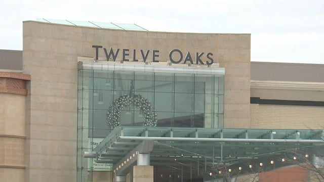 twelve-oaks-slider.jpg 