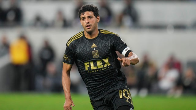 MLS LAFC Vela Retires 