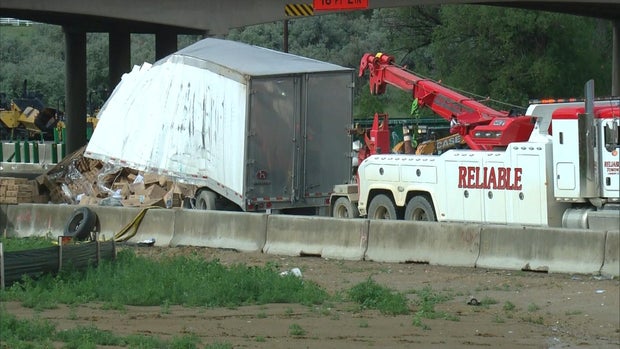 crash-semi1.jpg 