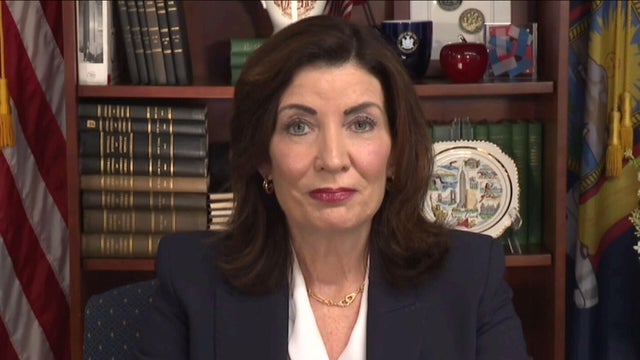 hochul.jpg 