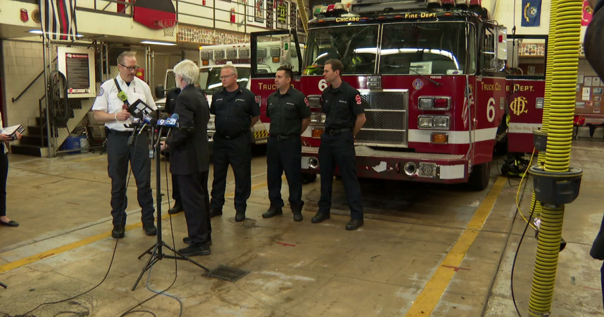 Lurie Children's Hospital honors Chicago paramedics for saving 13-month ...