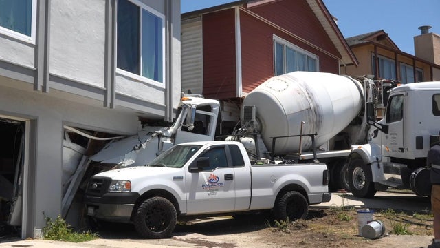 Concrete mixer truck into Daly City home 
