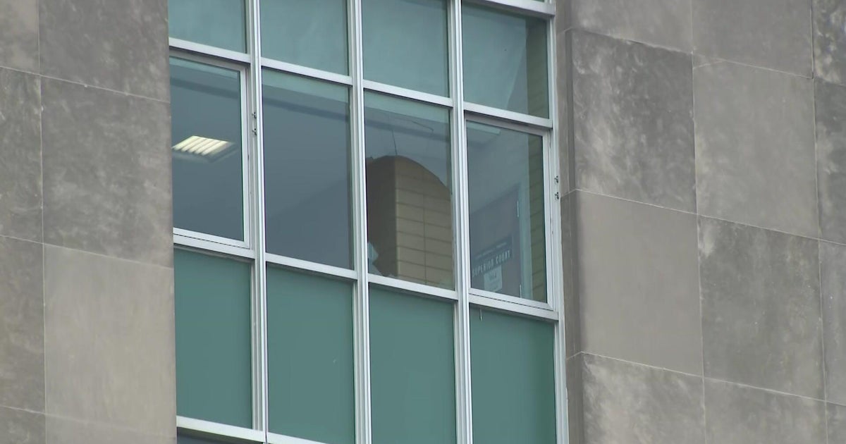 Hudson County sheriff's officer dies after falling through window in Jersey City, prosecutor's office says