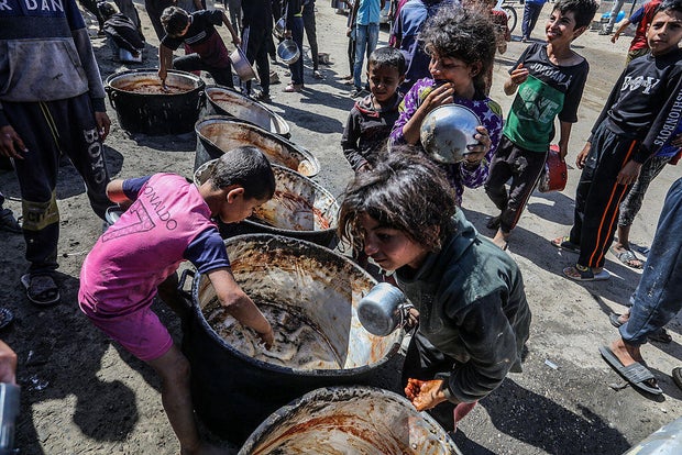 Food distributed to the Palestinians in Gaza under Israeli attacks