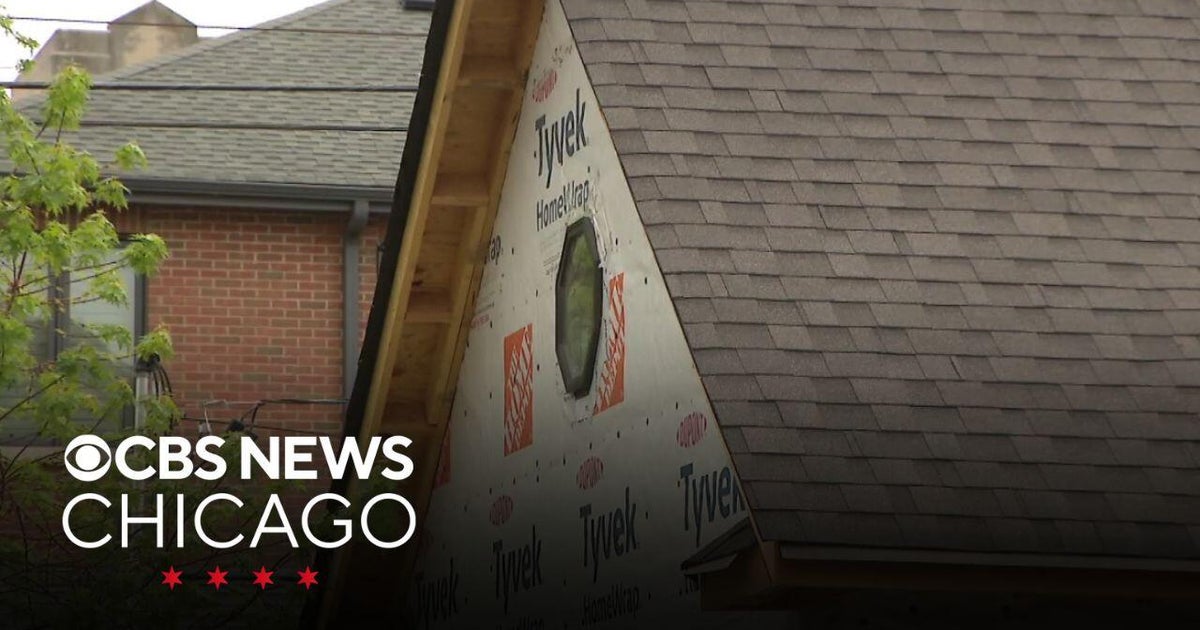 Burglars target Logan Square homes under construction - CBS Chicago