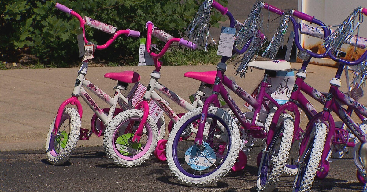 Denver Health holds bike drive for students in need