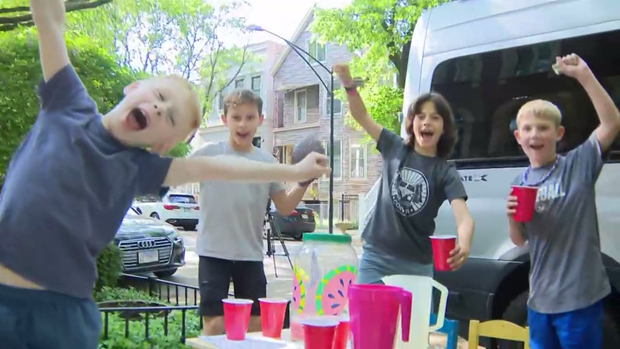 porch-fest-lemonade-stand.png