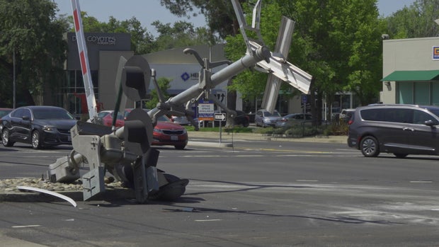 vv-folsom-blvd-veh-vs-lightrail-vo-raw.jpg 