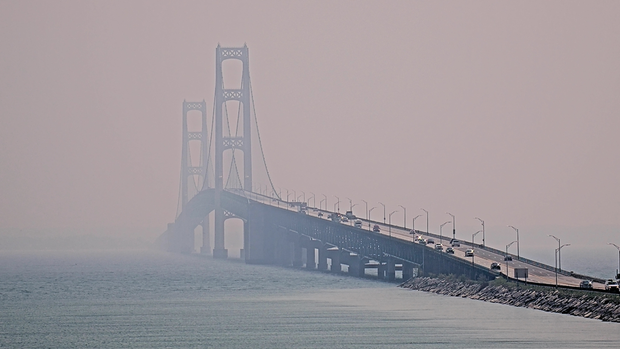Smoke from Canadian wildfires surrounds Michigan's Mackinac Bridge 