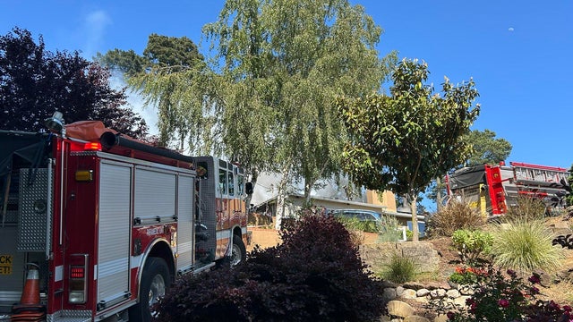 Oakland Hills house fire 