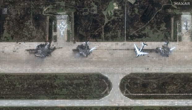 Drone Strike Destroys Tu-95 Bombers in Russia 