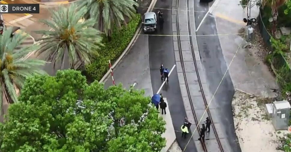 Man killed, woman injured in Downtown Miami shooting near Brightline station Man killed, woman injured in Downtown Miami shooting near Brightline station