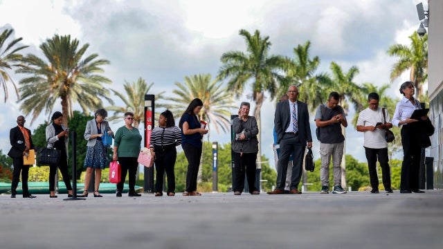 Companies Look To Hire New Employees At Job Fair In Southern Florida 