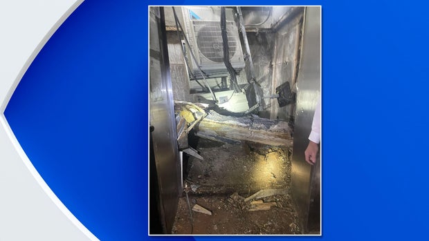 brooklyn-roof-collapse.jpg 