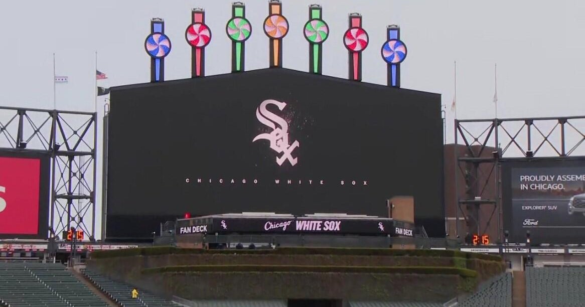 White Sox fans hope potential ownership change can make them "a great team again" 