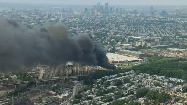 smoke-philadelphia-today.jpg 