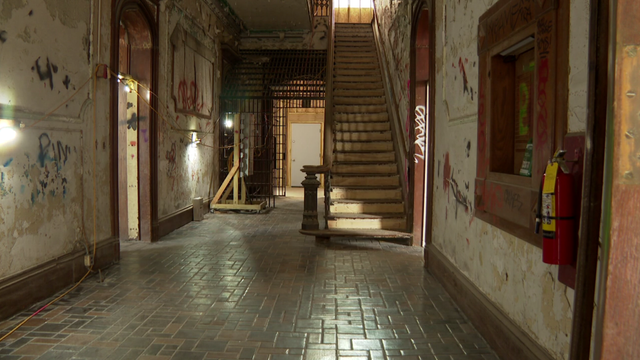 old-joliet-prison.png 