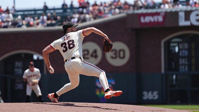 giants-padres-2218115780.jpg 