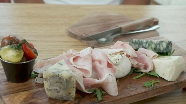 mimmos-mozzarella-italian-cafe-and-market.jpg 