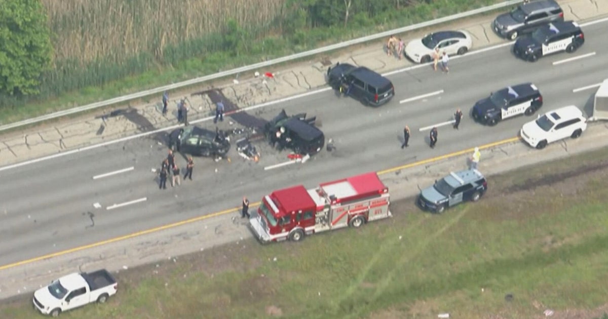 Tyngsboro crash leaves 1 dead, 3 hurt as part of Route 3 is shut down 