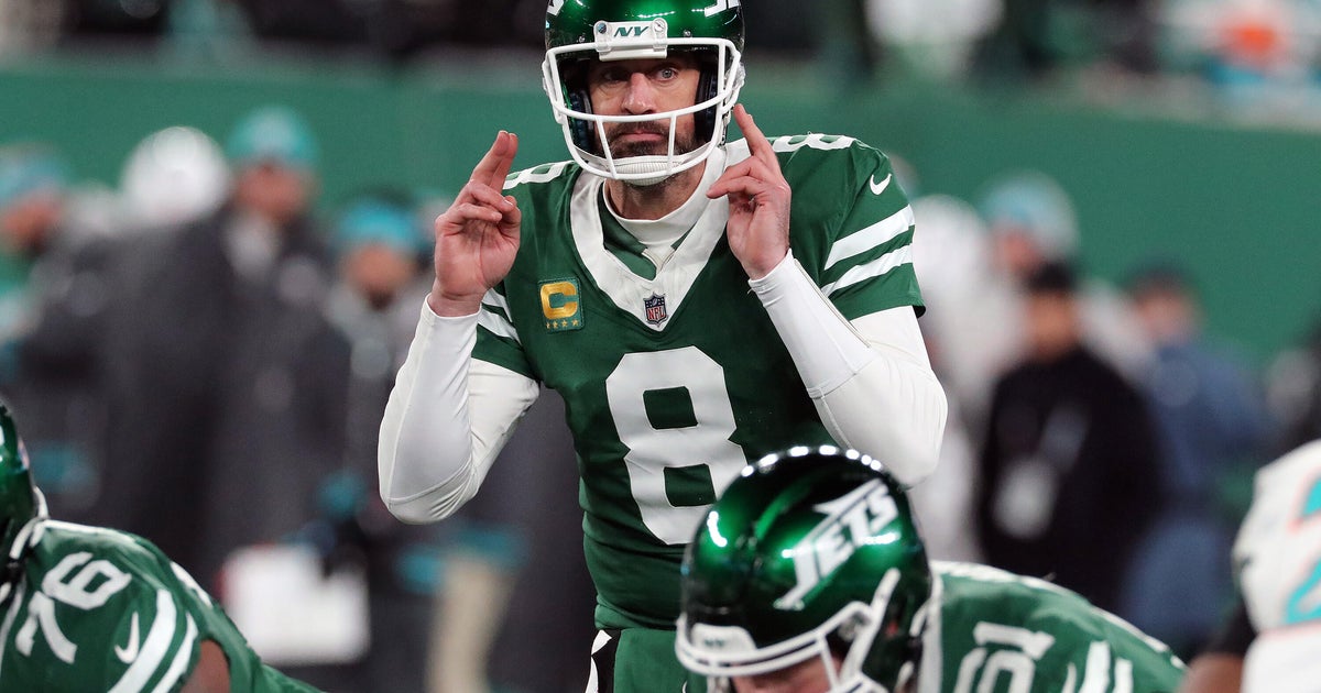 Steelers fans offer mixed reactions to Aaron Rodgers signing 
