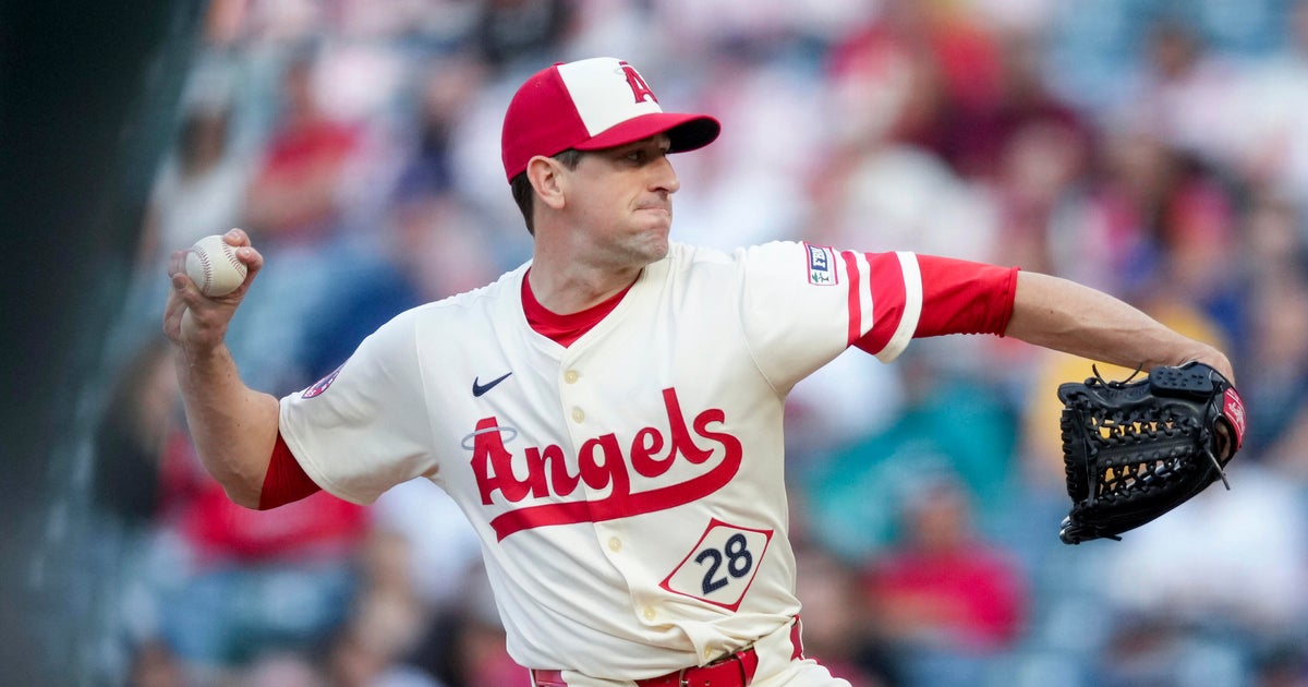 Kyle Hendricks picks up career win No. 100 as Angels beat the Mariners 5-4 