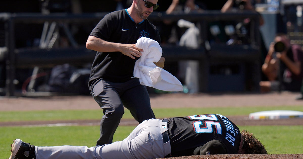 Weathers pitches 3 innings after getting hit in the head by catcher's throw 