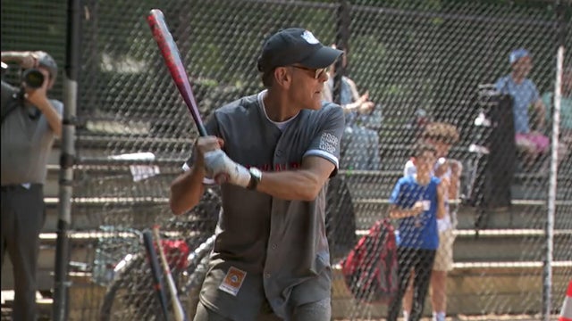 0608-sunmo-broadway-softball.jpg 