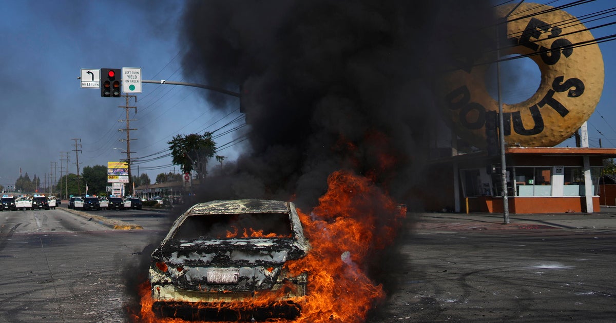 National Guard troops arrive in Los Angeles as immigration enforcement tensions escalate 