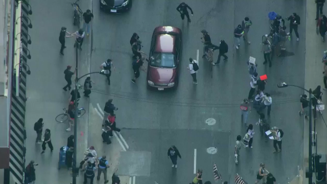 federal-plaza-ice-protest.png 