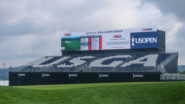 17-grandstand.jpg 