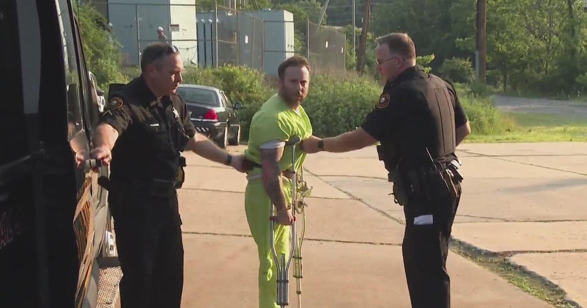 Marine veteran Brandon Rumbaugh appears in court for preliminary hearing 