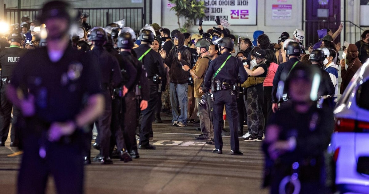 More arrests in Los Angeles at anti-ICE protests, authorities say