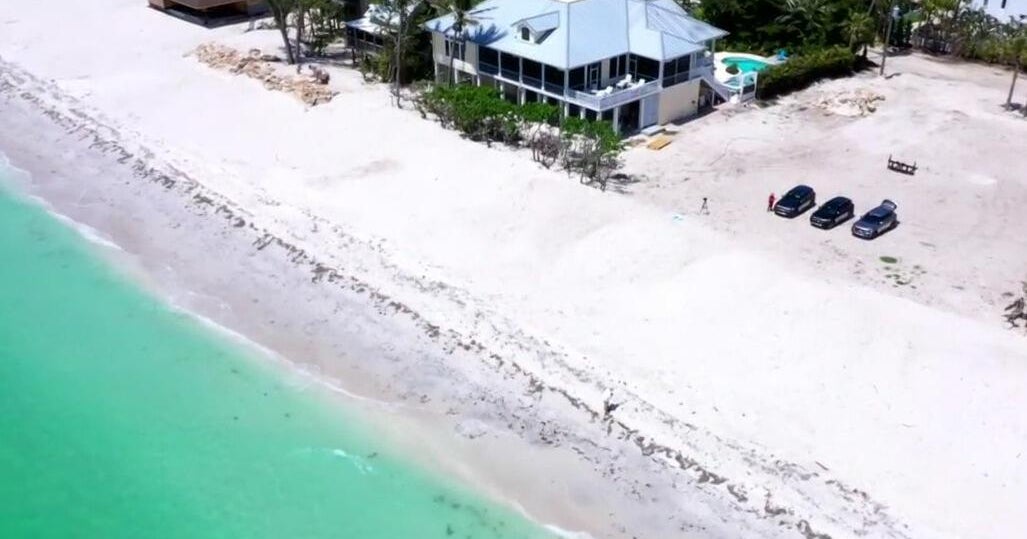 Shark attacks 9-year-old girl snorkeling off Florida beach Shark attacks 9-year-old girl snorkeling off Florida beach