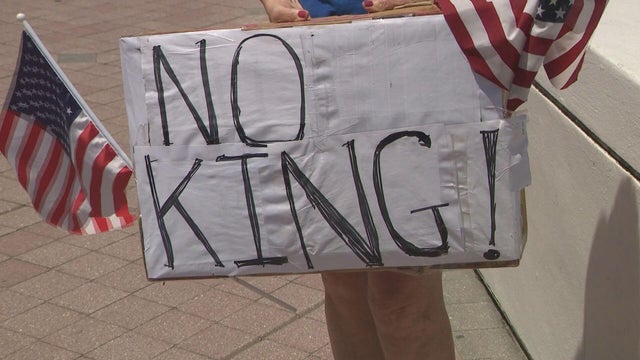 no-kings-sign-6-12-2025.jpg 