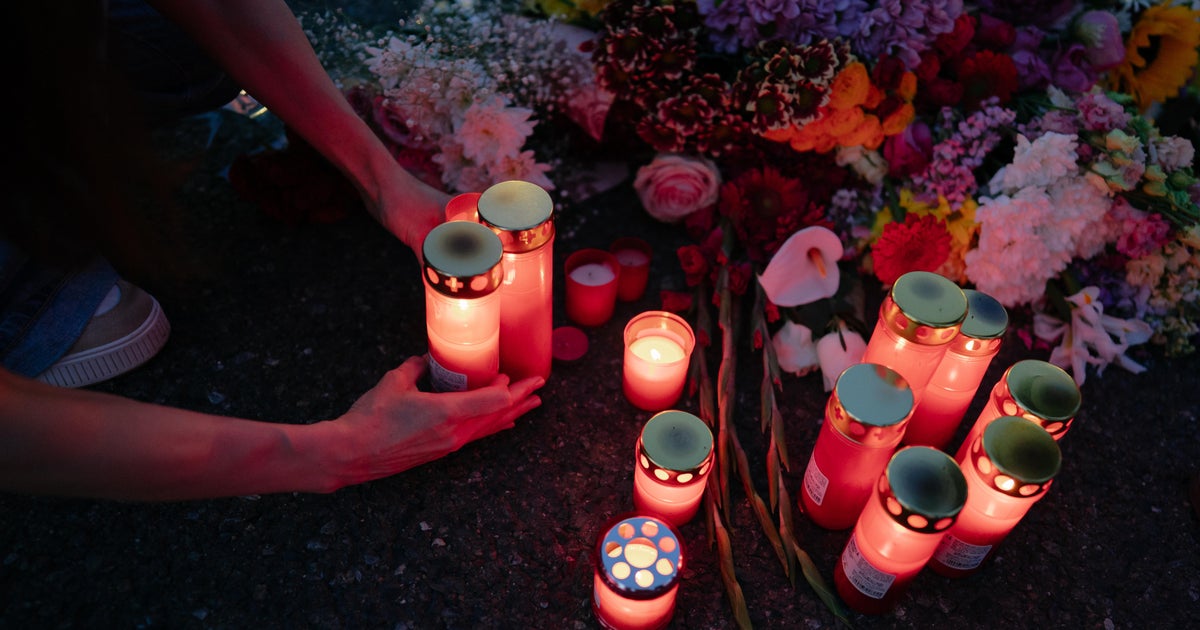 She married a US citizen for love After she alleged abuse he threatened deportation  CBS News She married a US citizen for love After she alleged abuse he threatened deportation  CBS News