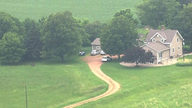 inx-aerials-green-isle-suspect-home-061425.jpg 