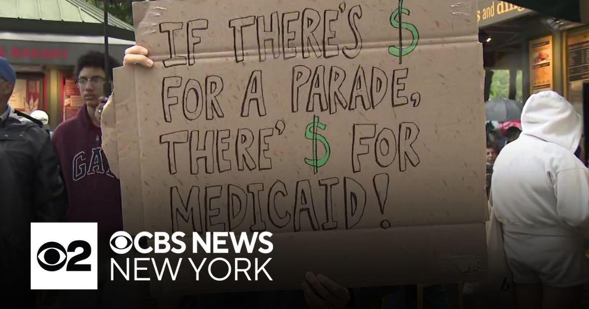 Thousands march through NYC for "No Kings" protests - CBS New York