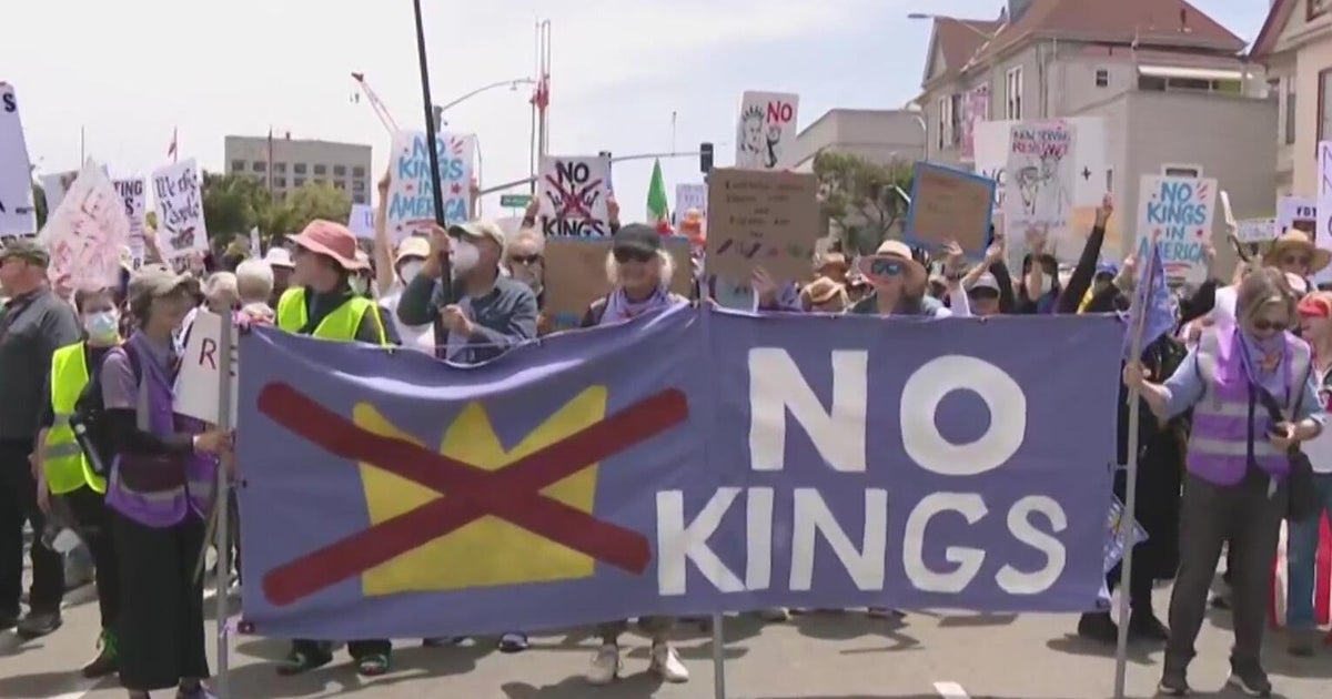 No Kings Protests Draw Tens of Thousands Nationwide Amid Rights Concerns