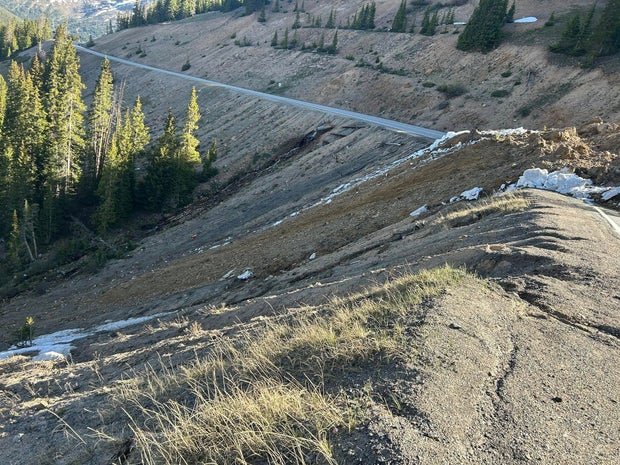 loveland-pass-mudslide-2-cdot-on-fb.jpg 