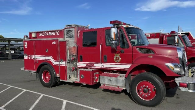 for-web-sac-fire-engine-donation-walnut-grove.jpg 