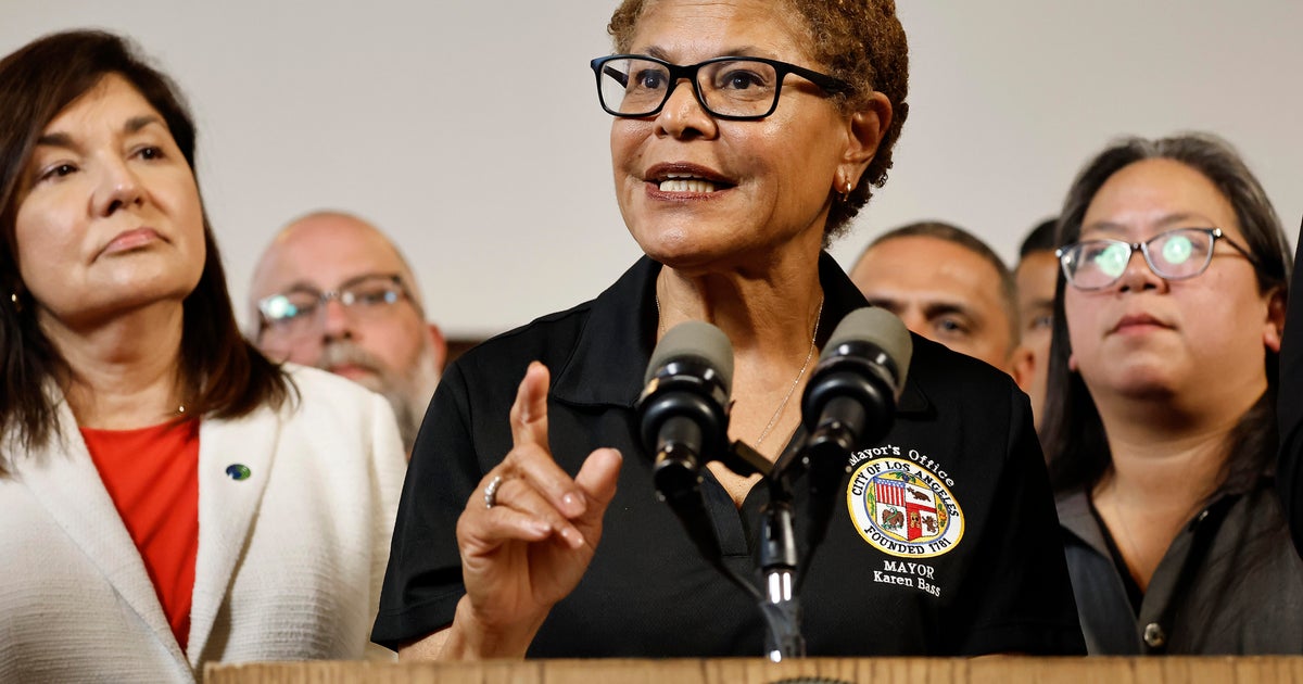 Mayor Bass lifts curfew in downtown Los Angeles 