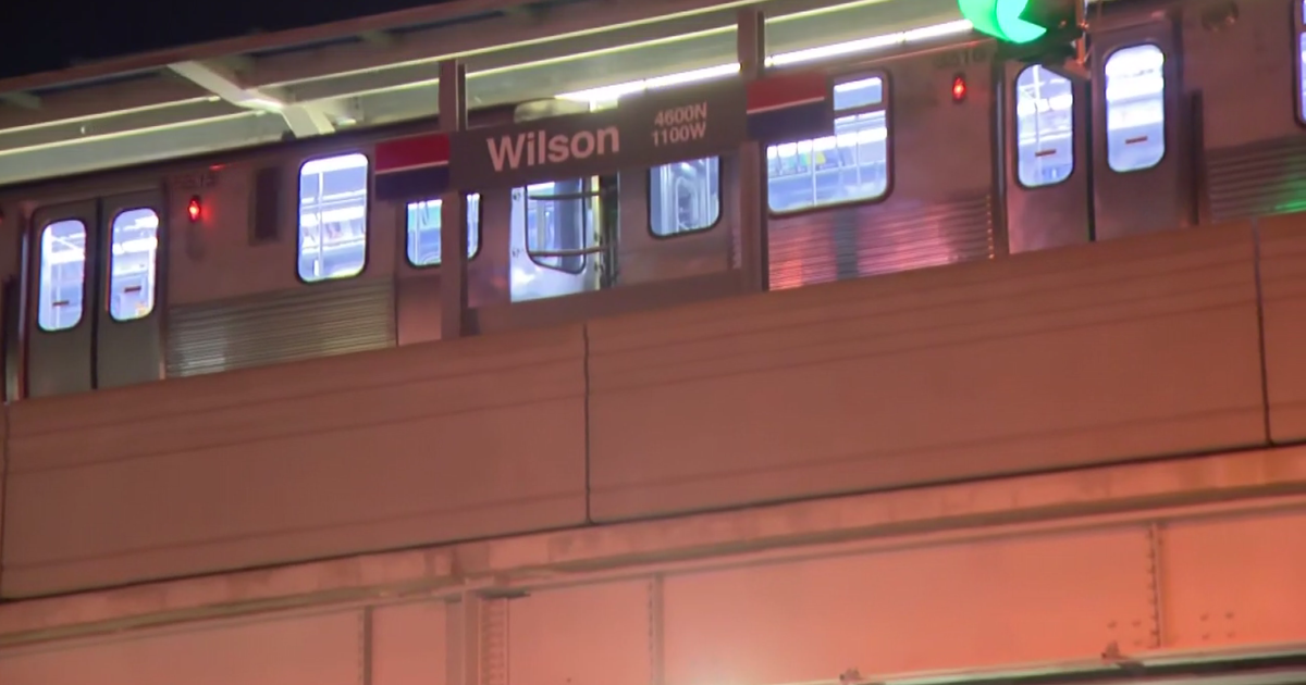 Man stabbed during fight on CTA Red Line train in Uptown 