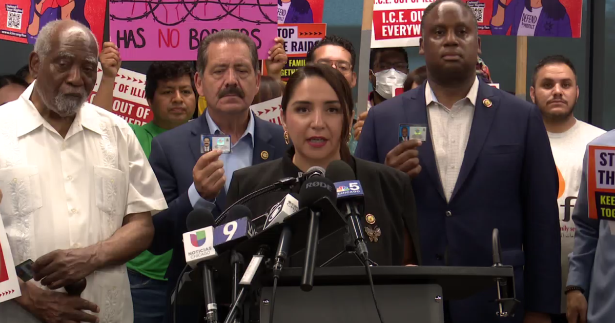 Illinois members of Congress say they were denied access to an ICE facility for second day 