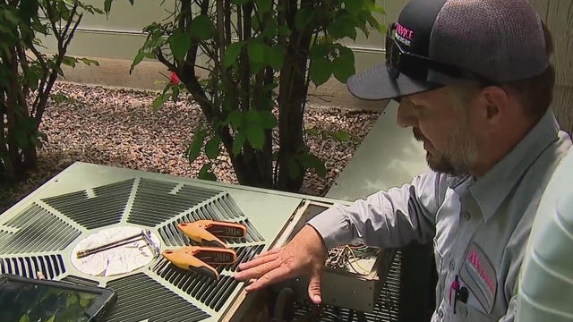ac-technician.jpg 