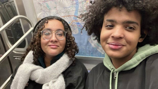 Siblings Reem Khalifa (left) and Yassin Khalifa (right)