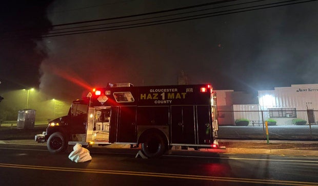vineland-recycling-center-fire-2.jpg