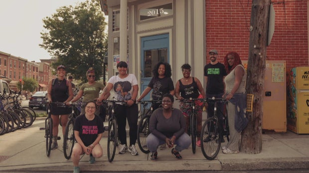 pkg-wb-stl-black-girl-bike-ride-transfer-frame-2477.jpg 